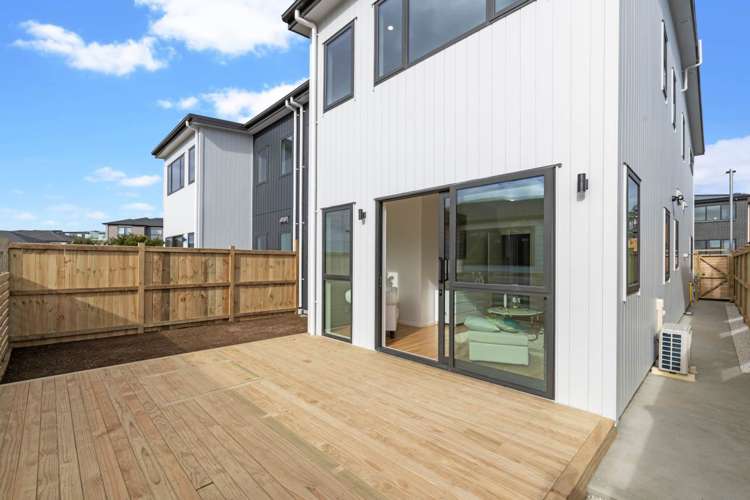 8 Sagitta Drive Flat Bush_15