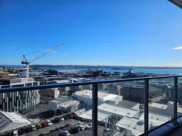 12G/135 Victoria Street West_2