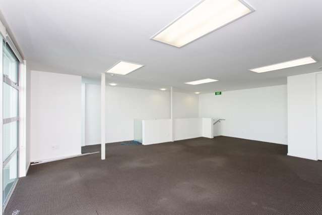 Unit 9, 211  Ferry Road Waltham_3