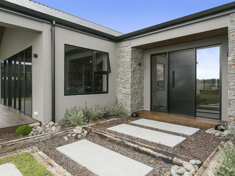 5 Alan Livingston Drive Cambridge_21