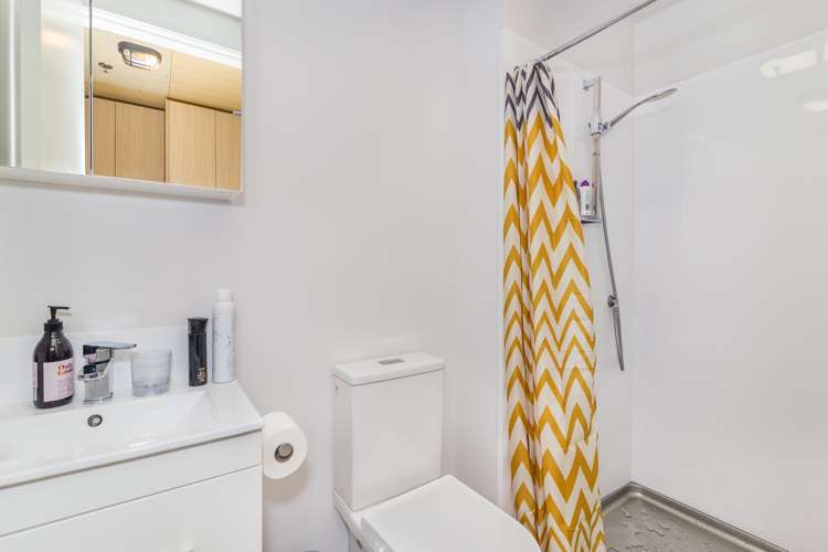 207/41 Hopper Street Mount Cook_5