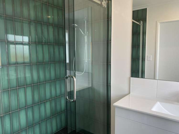 36 Taurangawaka Road One Tree Point_10