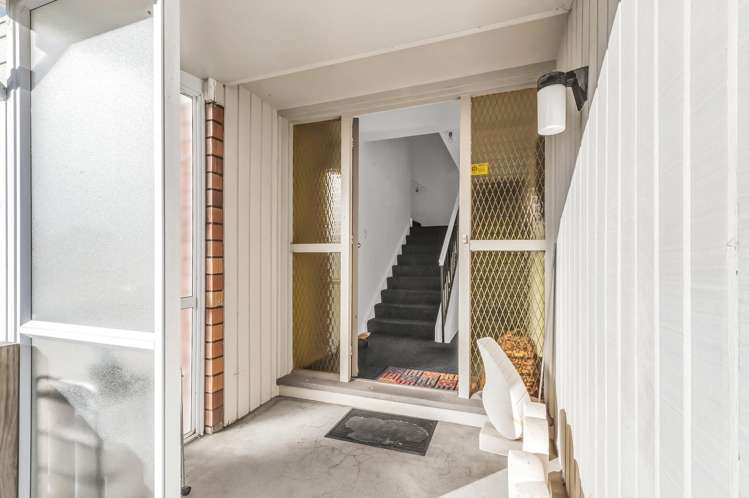 2/20 Penwood Street Russley_23