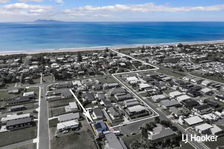 12 Breakers Crescent Waihi Beach_1