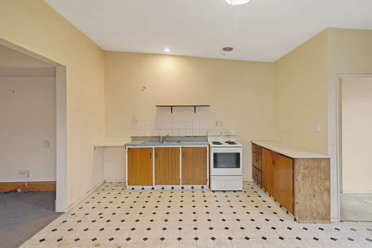 3 Defoe Place Waltham_22