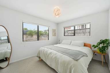 2/14 Mozeley Avenue_4