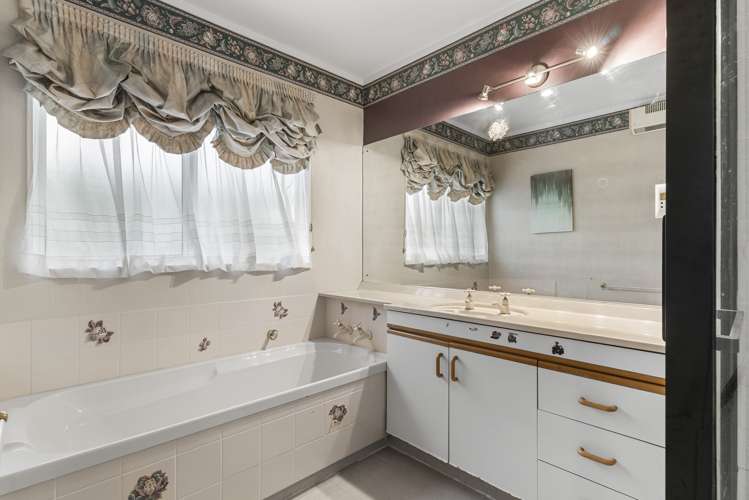 2 Mirabell Place Golflands_19