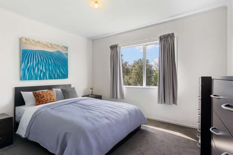 14 Aldern Road Massey_12