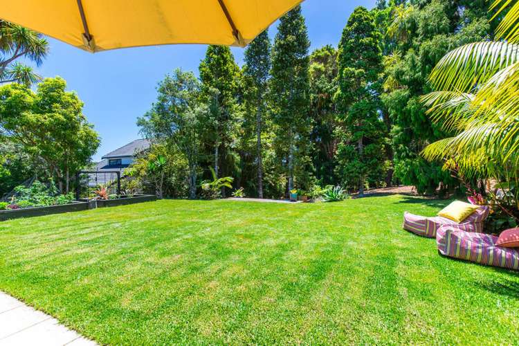 157 Golf Road Titirangi_12