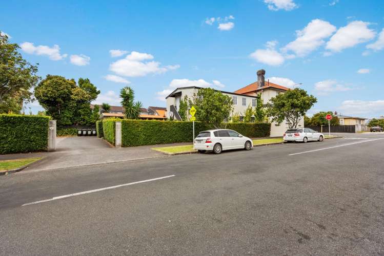 59 Point Chevalier Road Point Chevalier_7