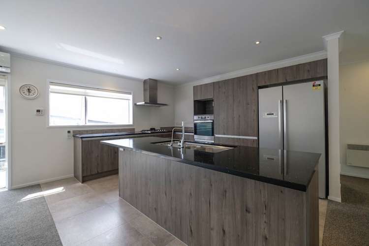 9 Pioneer Rise Silverdale_10