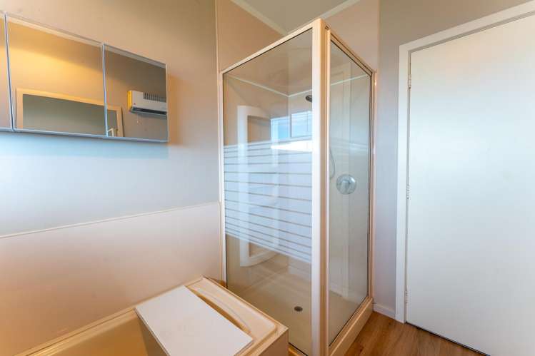 1 Balmoral Street Marchwiel_15