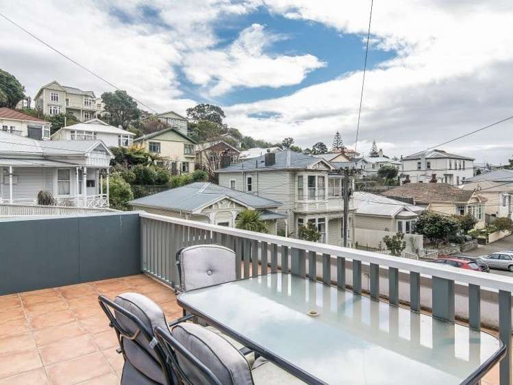 16 Manley Terrace Newtown_15