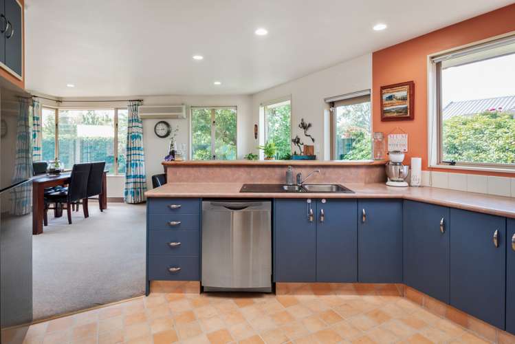 3 Houghton Crescent Redwoodtown_2