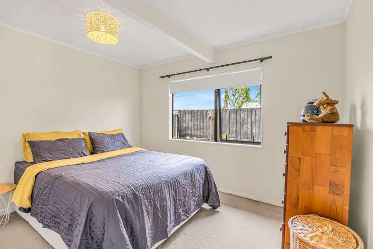 5B Lyn Grove Papamoa Beach_10