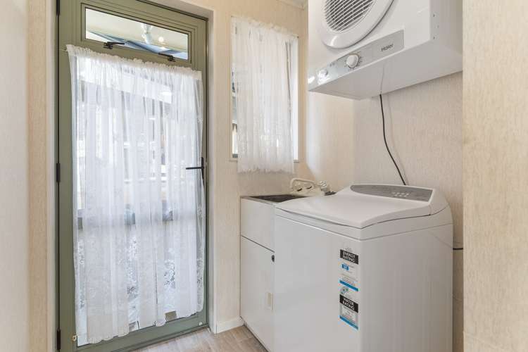 16 Virgo Place Glen Eden_32