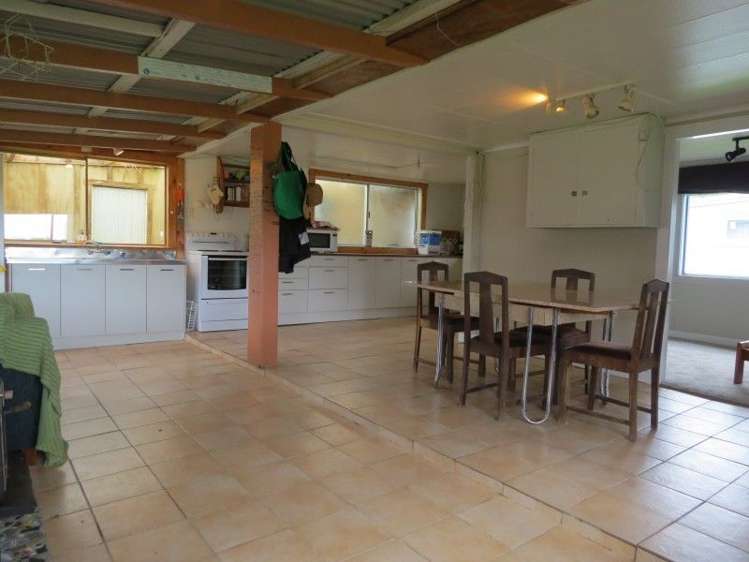 1647 Port Charles Road Port Charles_6