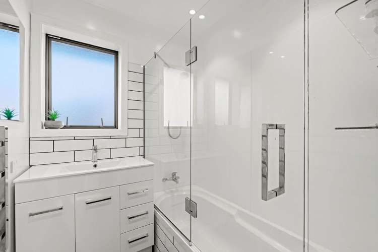 26 Rowses Road Aranui_9