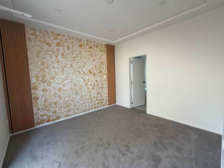189 Otuwairoa Esplanade Papakura_7