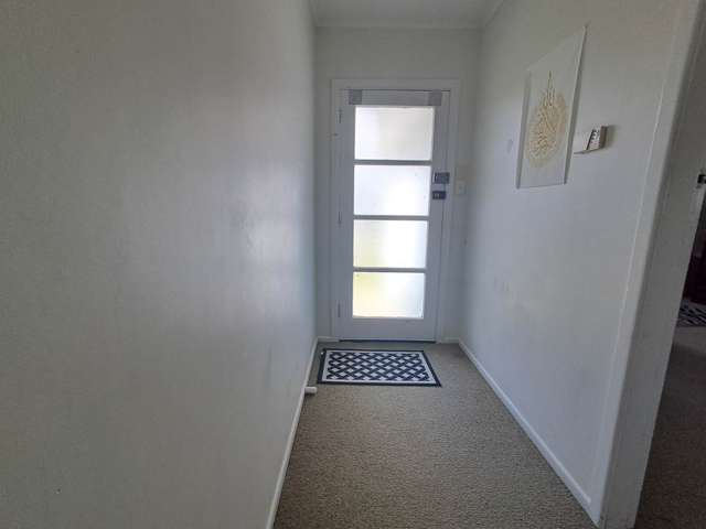 25 Sylvan Crescent Te Atatu South_1