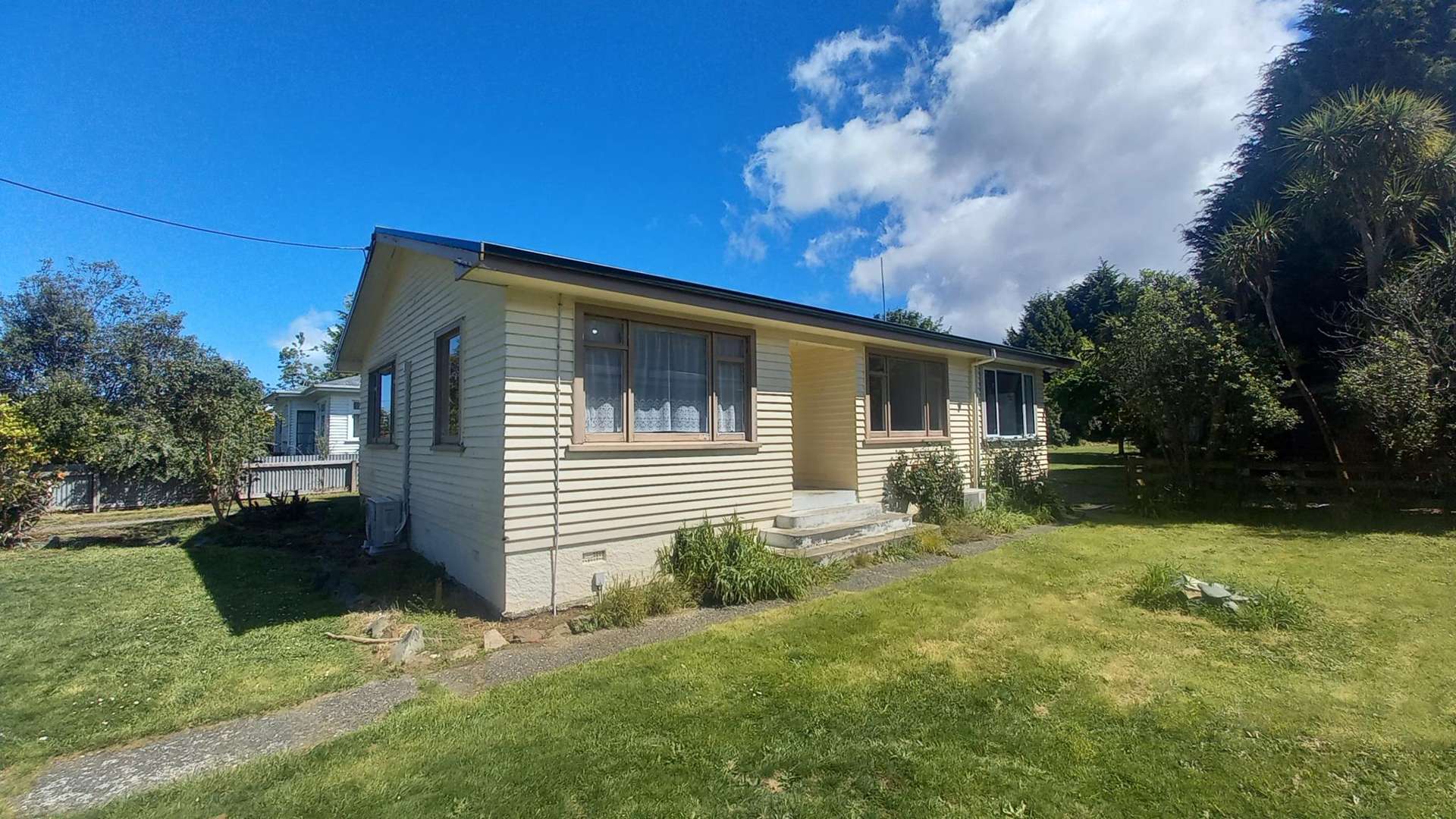 4 Erskine Street Tuatapere_0