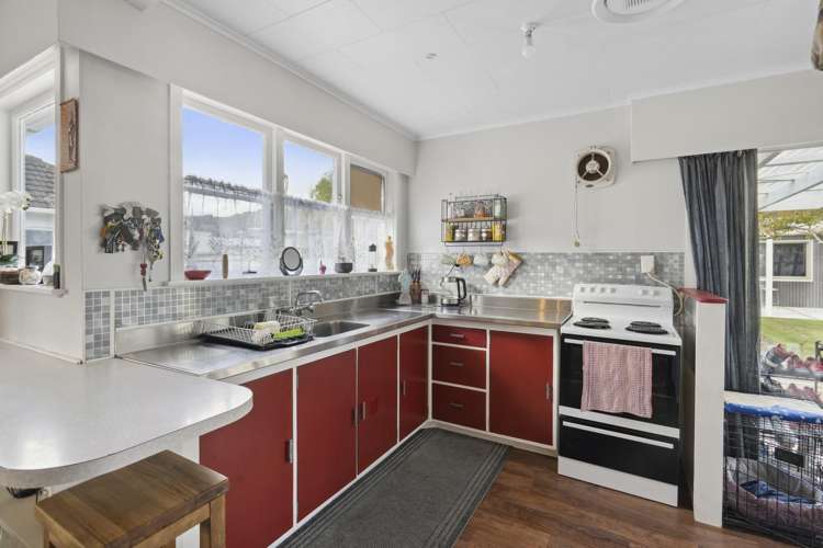 28 Frederick Street Wainuiomata_10