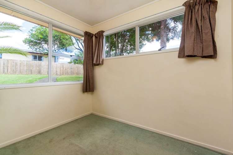 40 Eyre Street Henderson_13