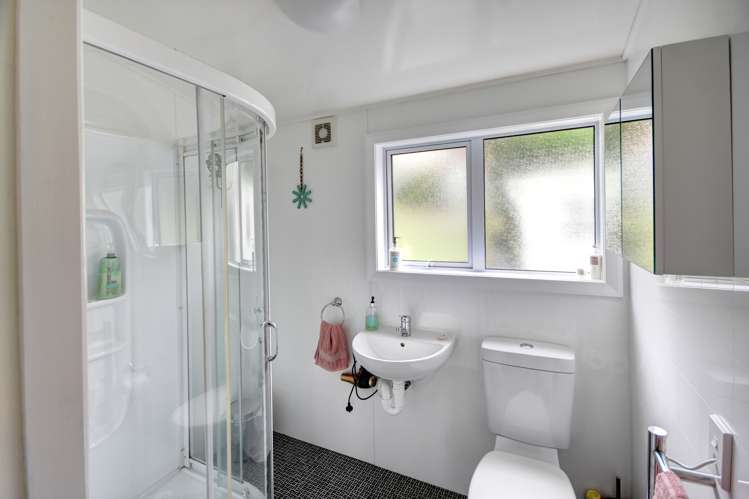 7 Aotea Street Tainui_19