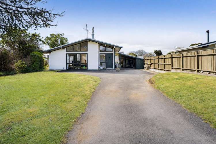 60 Cressida Avenue Stratford_22