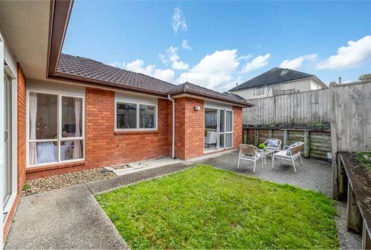 15 Kouras Place Flat Bush_12
