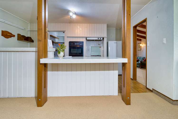 11 Deakin Place Clive_9