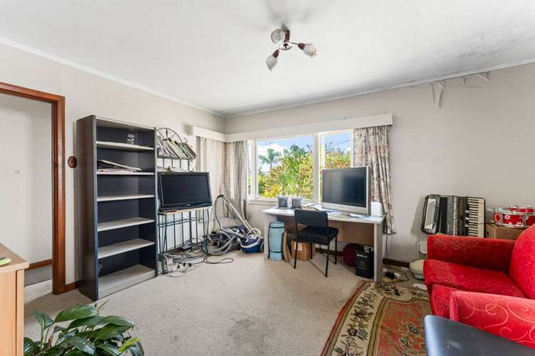 13 Matipo Road_2