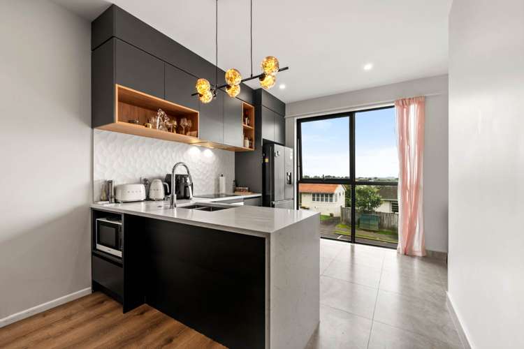 2/14 Williamson Avenue Belmont_6