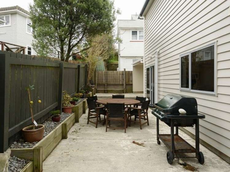 5d Stephen Street Johnsonville_1