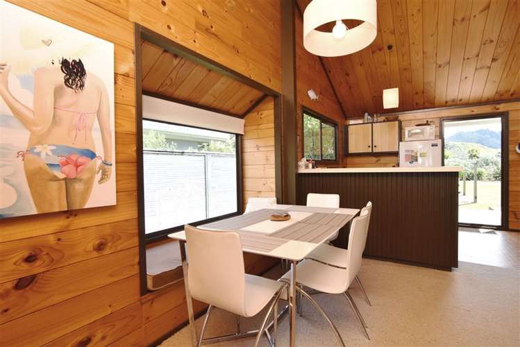 151 Ocean Beach Road Tairua_5