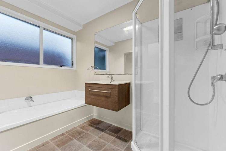 9 Glenbervie Crescent Massey_10