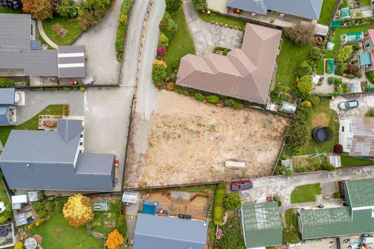 4 Robina Place_3