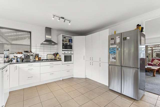 7 Hickford Place Okato_1