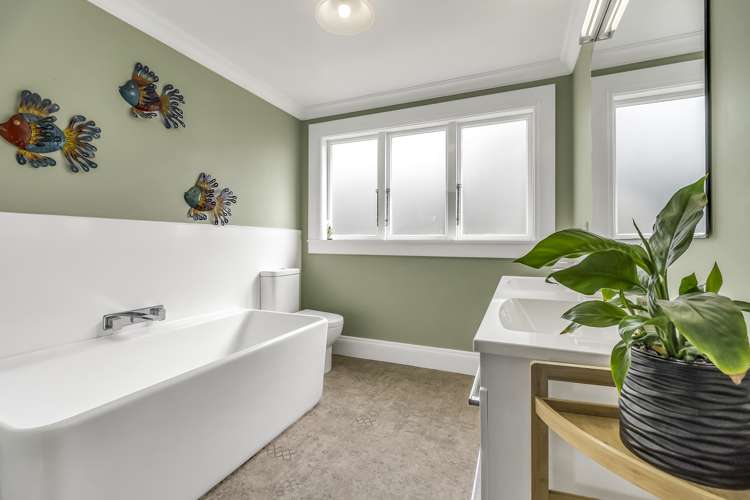 79 Lincoln Road East Inglewood_12