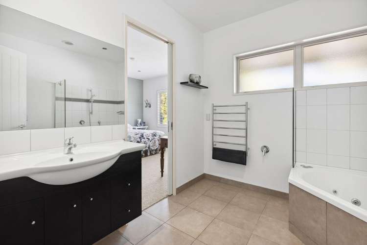 31 Matheson Crescent Albert Town_22