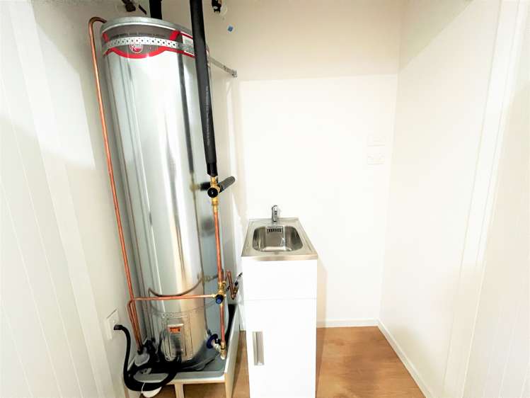 G05/3 Beaumonts Way Manurewa_8