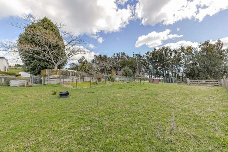 53 Godley Street Halcombe_25