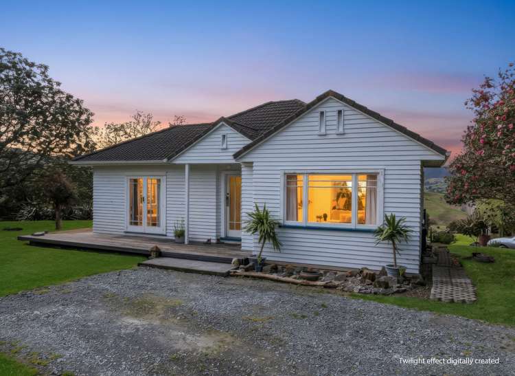 26 Puriri Glade Maungaturoto_33