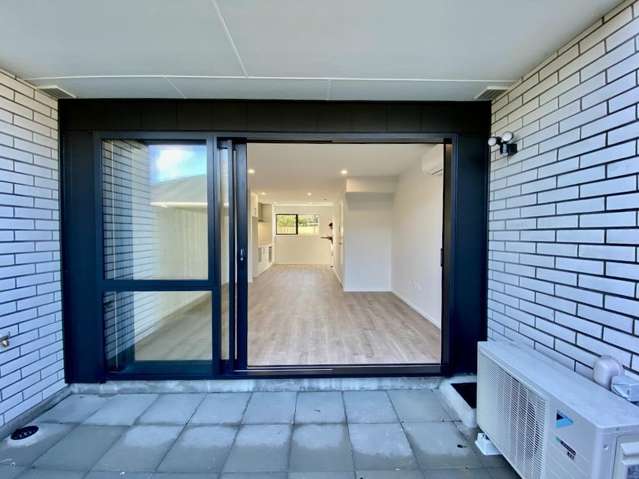 5/12 Enderby Drive 1801_1