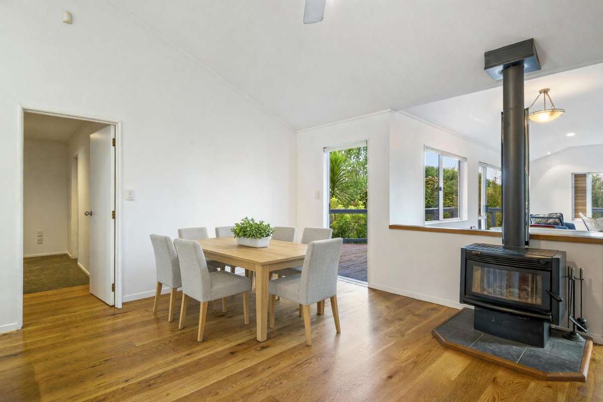 12 Whitehills Road_4