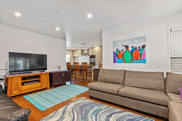 48 Beach Road Te Atatu Peninsula_11