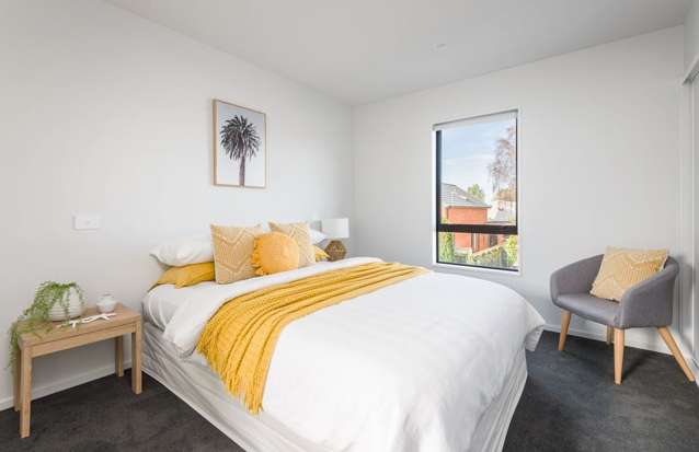 Central city, low maintenance townhouse