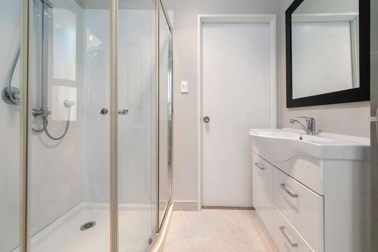 27 Pooley Street Pakuranga Heights_17