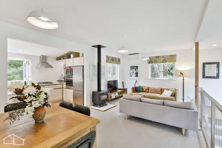 1 Miha Road Titirangi_5