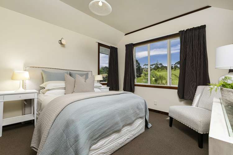 641a Ridge Road Riverhead_24